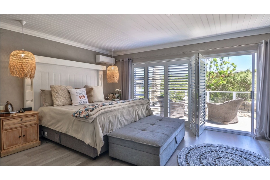 5 Bedroom Property for Sale in Num Num Cape Estate Western Cape